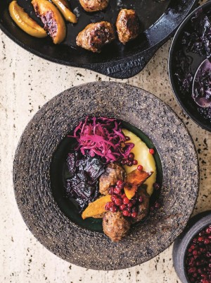 venison-meatballs-with-red-cabbage-salad-and-blackened-apple-by-haarala-hamilton