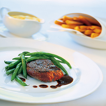 Perfect pan-fried venison steak with quick bearnaise sauce